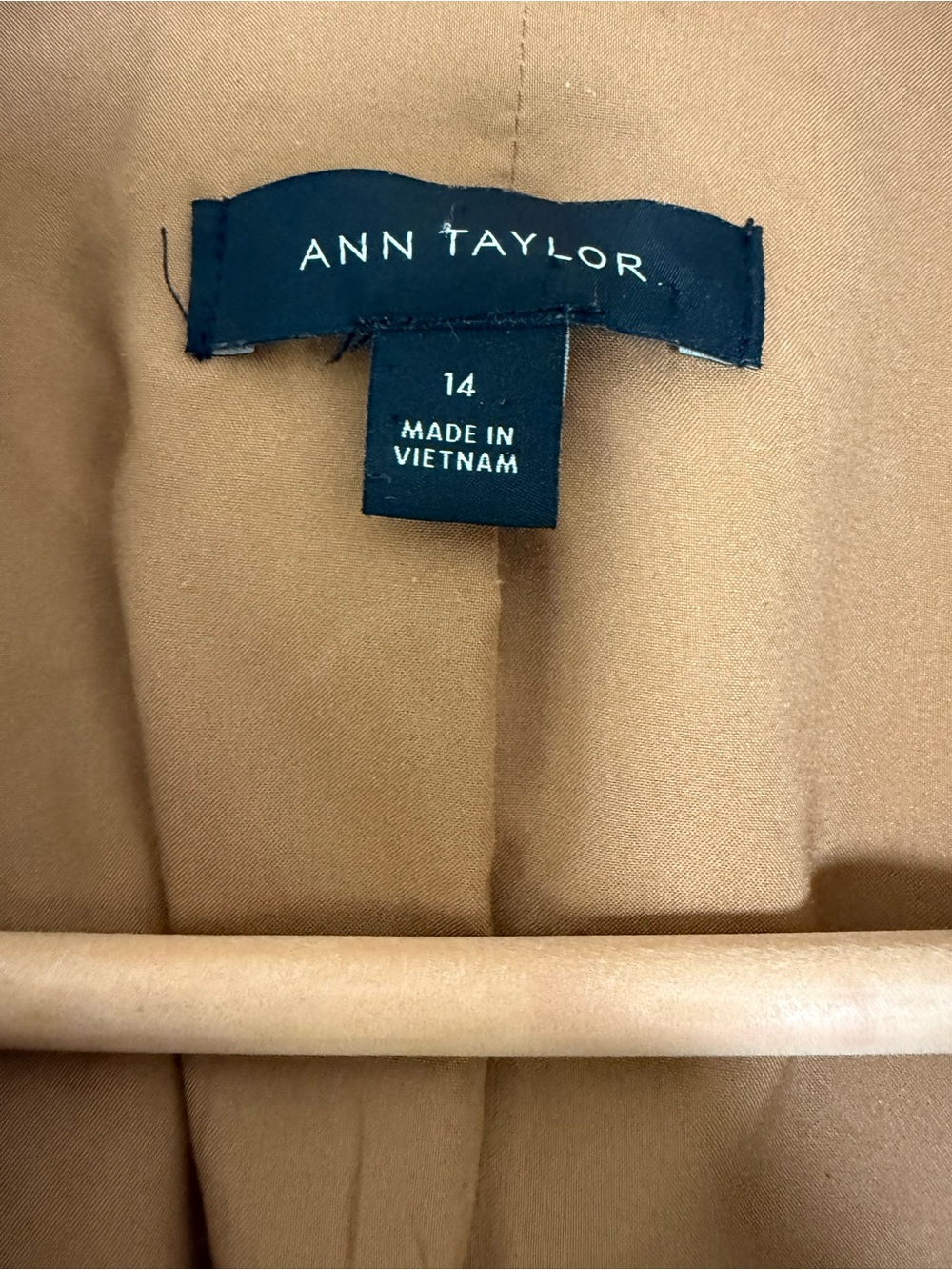 Ann Taylor Knit Blazer Classic Neutral Camel Tan Polished Chic Academia Comfy - Picture 3 of 7